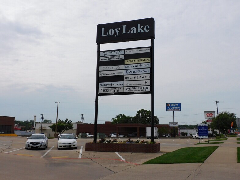 More Photos Of 2001 Loy Lake Rd, Sherman General Retail For Sale