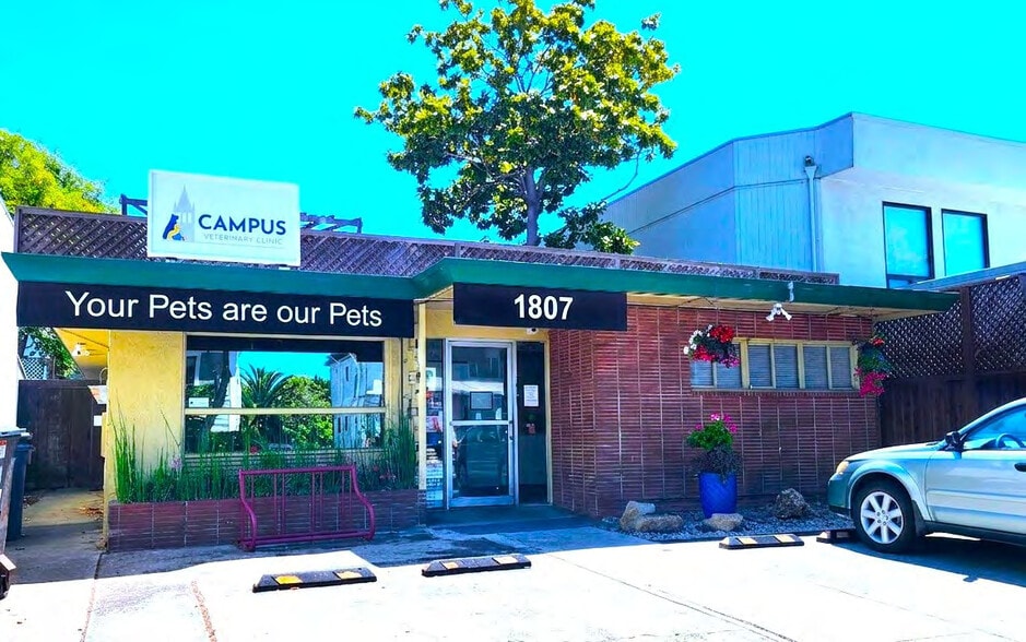 Primary Photo Of 1807 Martin Luther King Jr Way, Berkeley Veterinarian Kennel For Sale