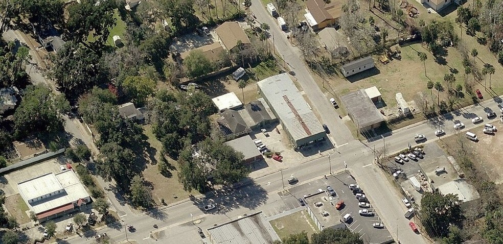 More Photos Of 865 Orange Ave, Daytona Beach Warehouse For Sale