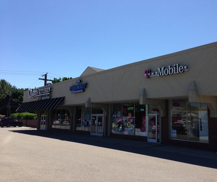 More Photos Of 17651-17655 W 12 Mile Rd, Southfield Freestanding For Lease
