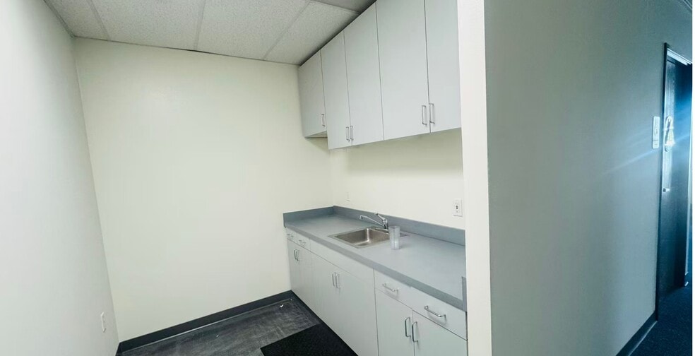 More Photos Of 25691 Atlantic Ocean Dr, Lake Forest Light Distribution For Lease