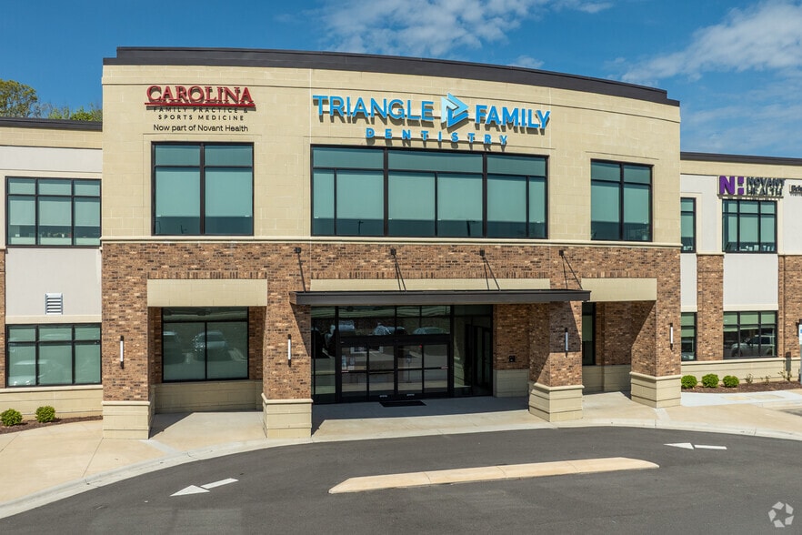 More Photos Of 1070 S Main St, Holly Springs Medical For Lease
