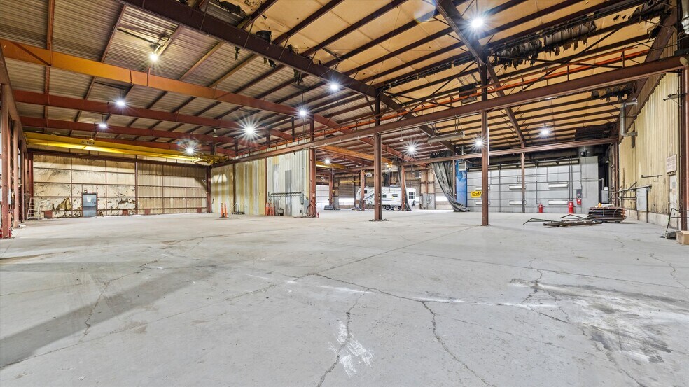 More Photos Of 1722 Morgan Rd, Sunnyside Warehouse For Sale