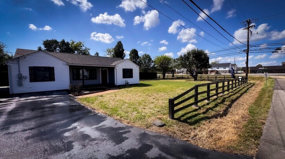 More Photos Of 102 Elmwood Dr, Lebanon Loft Creative Space For Lease