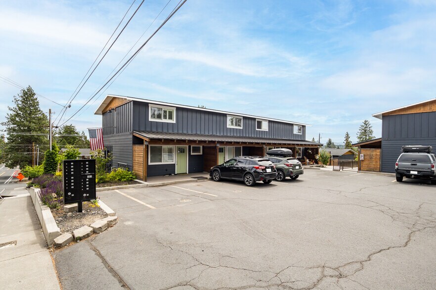 More Photos Of 1215 NW Portland Ave, Bend Apartments For Sale