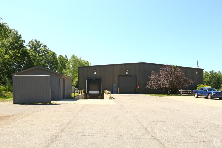 More Photos Of 2111 W Thompson Rd, Fenton Warehouse For Lease