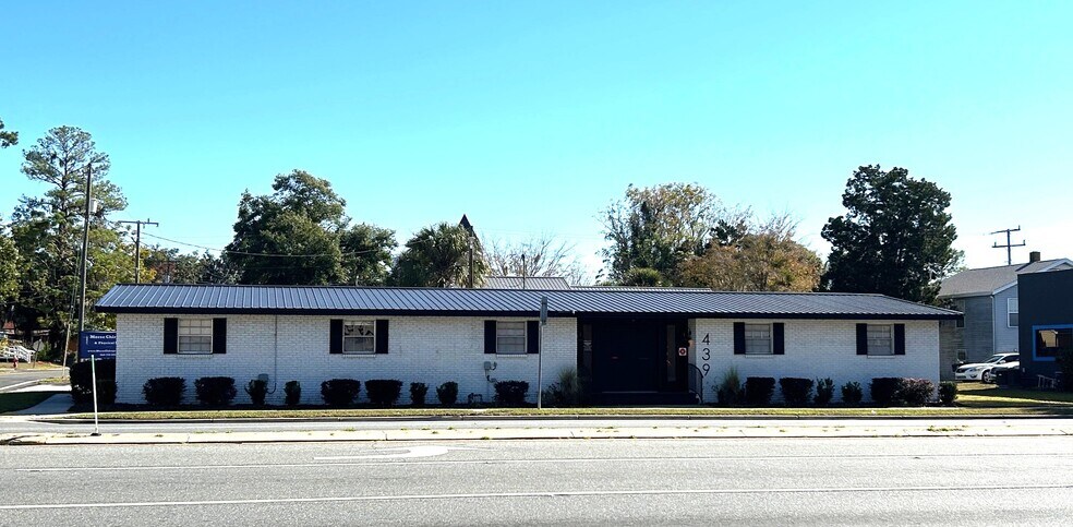Primary Photo Of 439 SW Main Blvd, Lake City Office For Lease