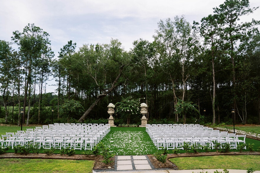 More Photos Of 6644 TX-61, Anahuac Theater Concert Hall For Sale