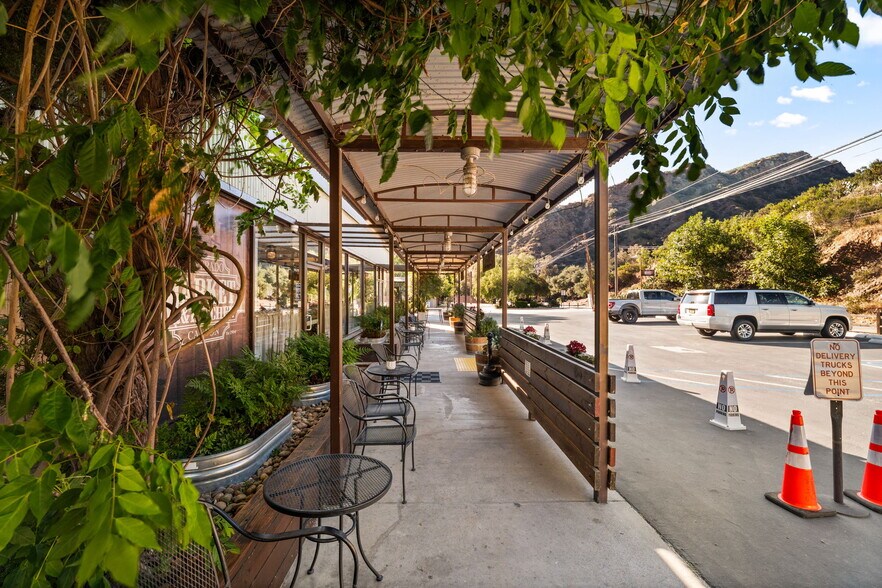 More Photos Of 28192 Silverado Canyon Rd, Silverado General Retail For Sale