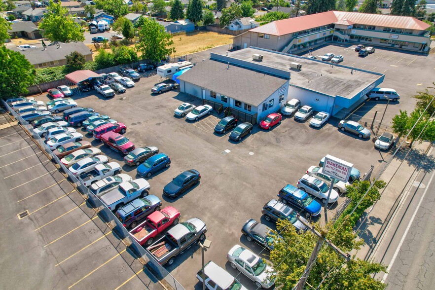 More Photos Of 3897 Main St, Springfield Auto Dealership For Sale