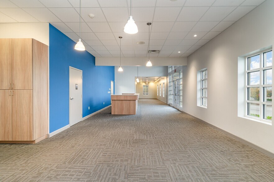 More Photos Of 1001 Merylinger Ct, Franklin Medical For Lease