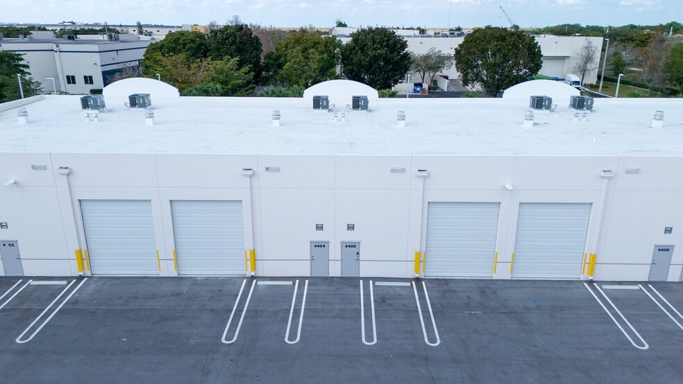 More Photos Of 4300-4314 NW 120th Ave, Coral Springs Warehouse For Lease