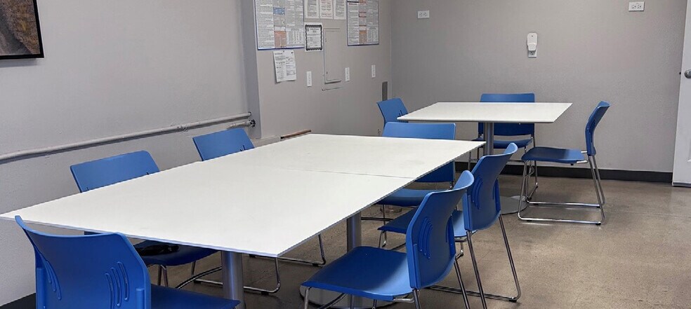 More Photos Of 3265 Production Ave, Oceanside Manufacturing For Lease