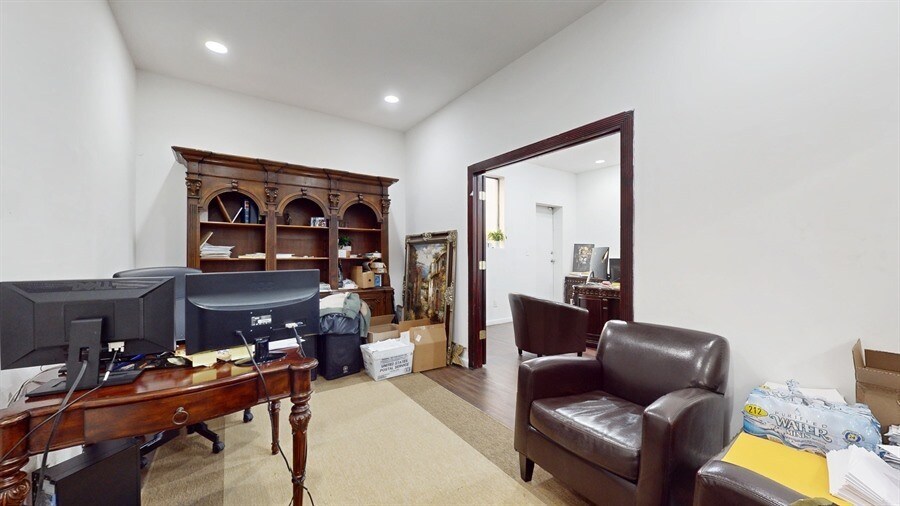 More Photos Of 26-32 Bond St, Westbury Loft Creative Space For Lease