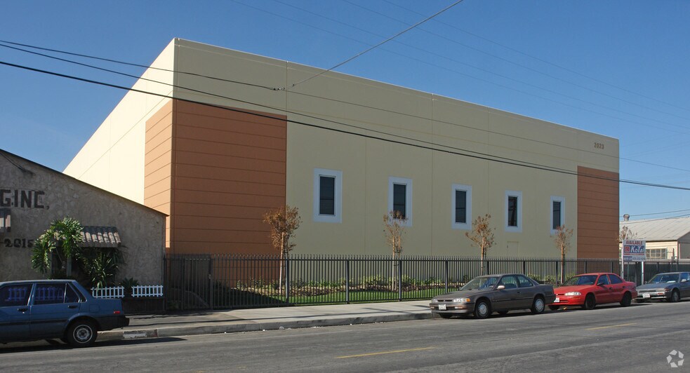 More Photos Of 2023-2027 Chico Ave, South El Monte Warehouse For Lease