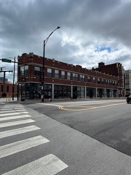 Primary Photo Of 7105 S Yates Blvd, Chicago Office For Lease