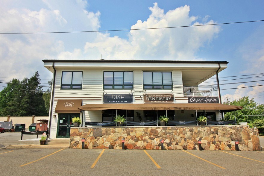 More Photos Of 947 S Lake Blvd, Mahopac Restaurant For Sale