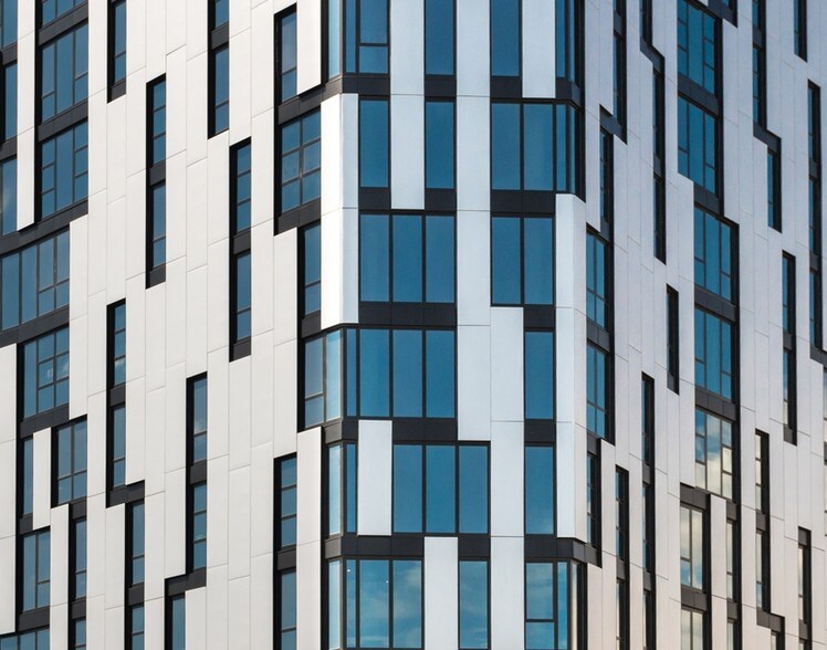 More Photos Of 1611 W Division St, Chicago Apartments For Lease