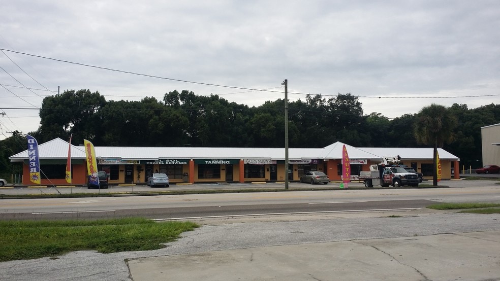 More Photos Of 2102-2118 W Busch Blvd, Tampa Storefront Retail Office For Lease