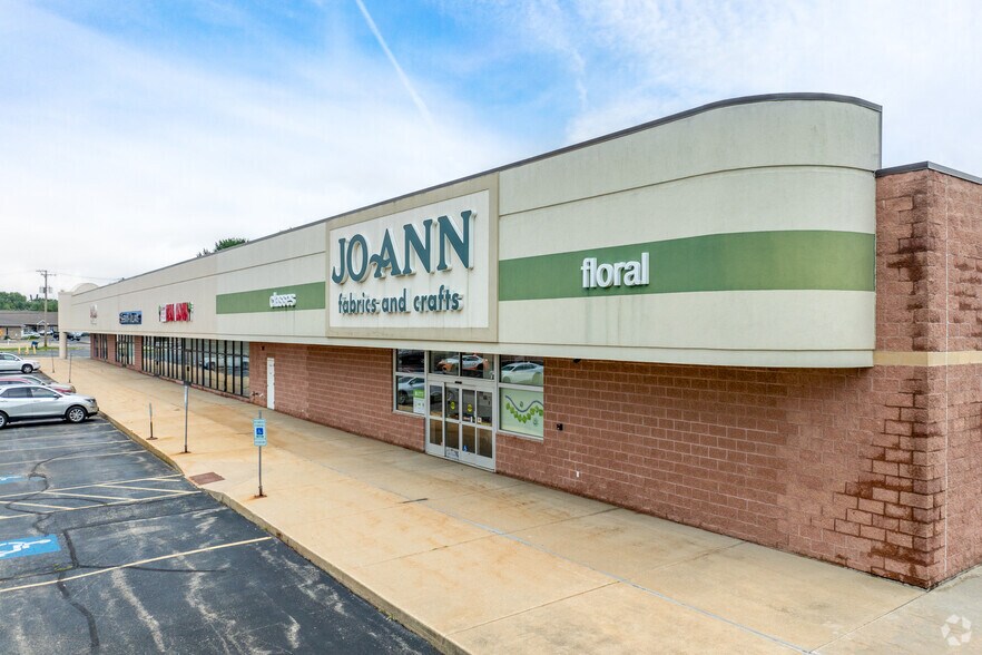 More Photos Of 3215 E Lincolnway, Sterling Freestanding For Sale