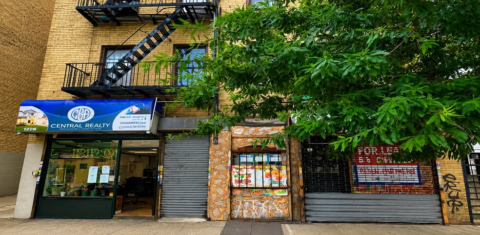 More Photos Of 1380-1384 White Plains Rd, Bronx Apartments For Lease