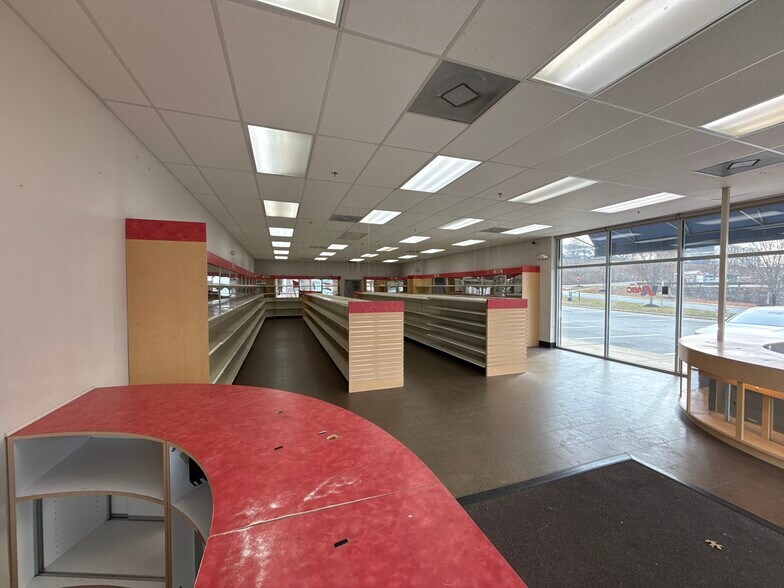More Photos Of 9745 Patriot Hwy, Fredericksburg Unknown For Lease