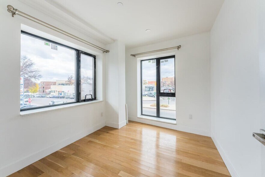 More Photos Of 16502 Sanford Ave, Flushing Apartments For Sale