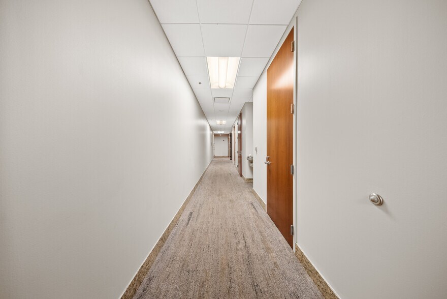 More Photos Of 121-189 S Orange Ave, Orlando Office Residential For Lease