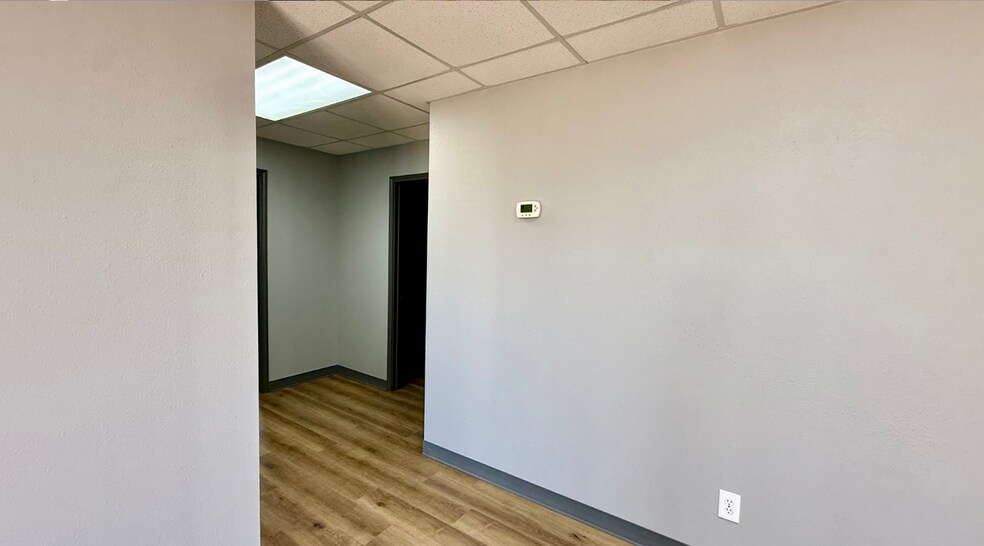 More Photos Of 1509 S County Road 1309, Midland Warehouse For Lease