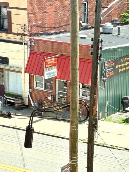 More Photos Of 114 E Lincoln Ave, Mc Donald General Retail For Sale