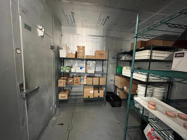 More Photos Of 704 E C St, Valentine Restaurant For Sale