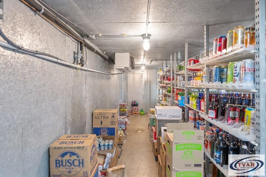 More Photos Of 9100 Highway 70, Cedar Grove Auto Repair For Sale