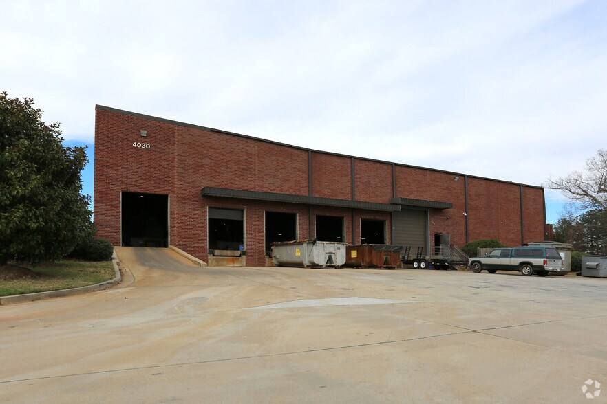 More Photos Of 4030 Buford Hwy, Duluth Distribution For Lease