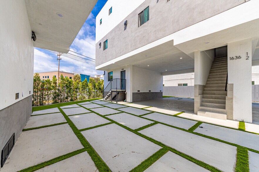 More Photos Of 1636 Longwood Ave, Los Angeles Apartments For Sale