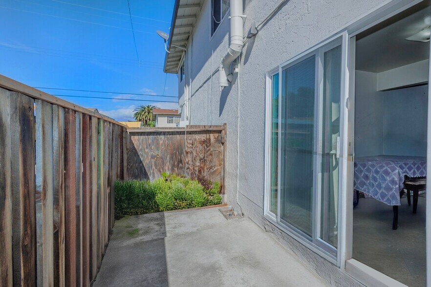 More Photos Of 2315 Monroe St, Santa Clara Apartments For Sale