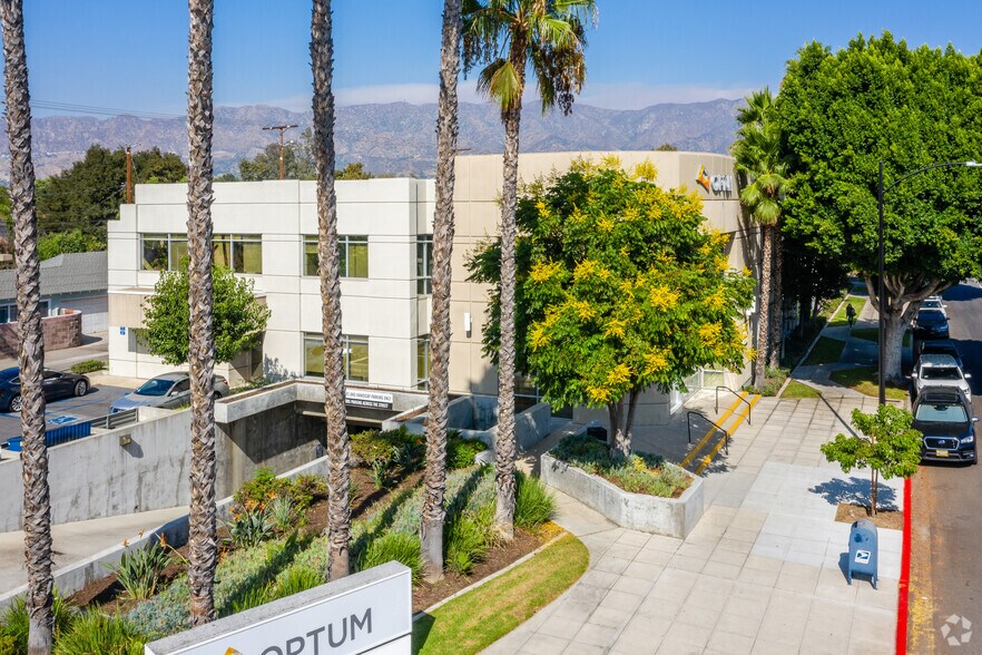 More Photos Of 2211 W Magnolia Blvd, Burbank Medical For Lease