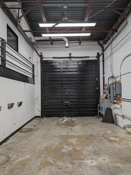 More Photos Of 300-314 Legion Ave, Annapolis Light Manufacturing For Lease