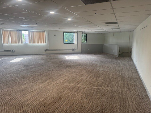 More Photos Of 9830 Prospect Ave, Santee Light Manufacturing For Lease