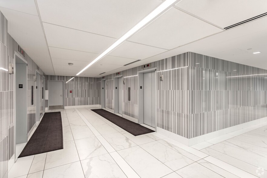 More Photos Of 29777 Telegraph Rd, Southfield Office For Lease