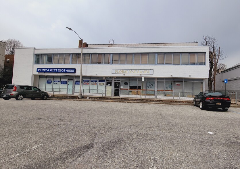 Primary Photo Of 1 N Tyson Ave, Floral Park Storefront Retail Office For Lease