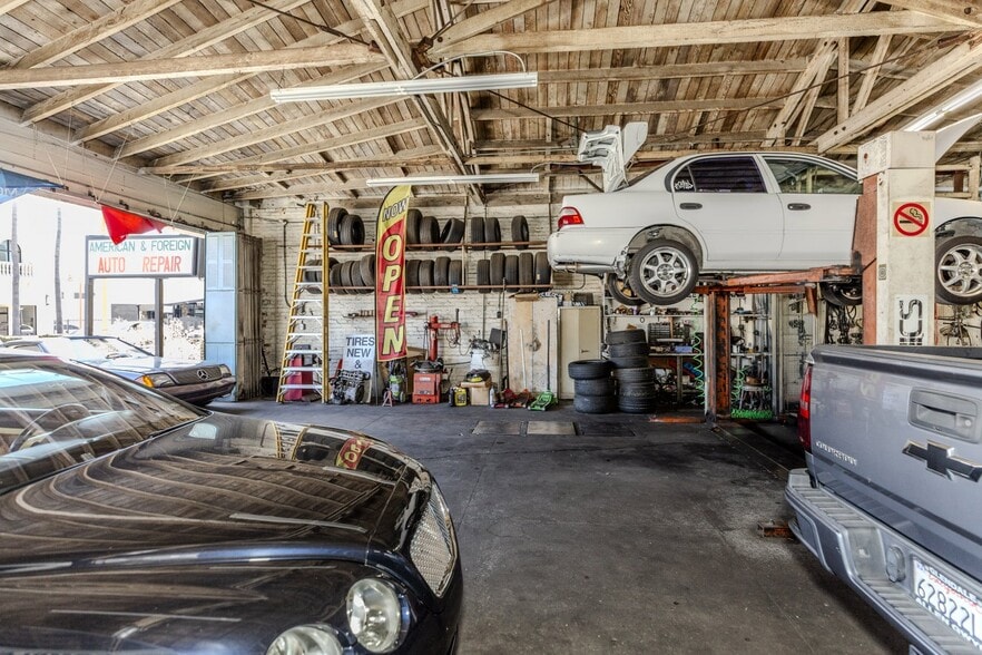 More Photos Of 1019 E Colorado St, Glendale Office For Lease