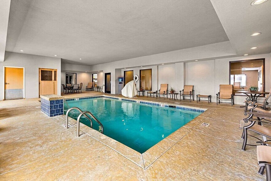 More Photos Of 6109 Cambridge Way, Plainfield Hotel For Sale