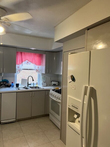 More Photos Of 413 16th St, Union City Multifamily For Sale