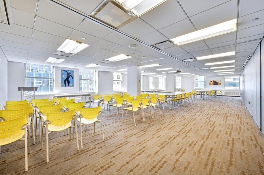 More Photos Of 125 Maiden Ln, New York Medical For Sale