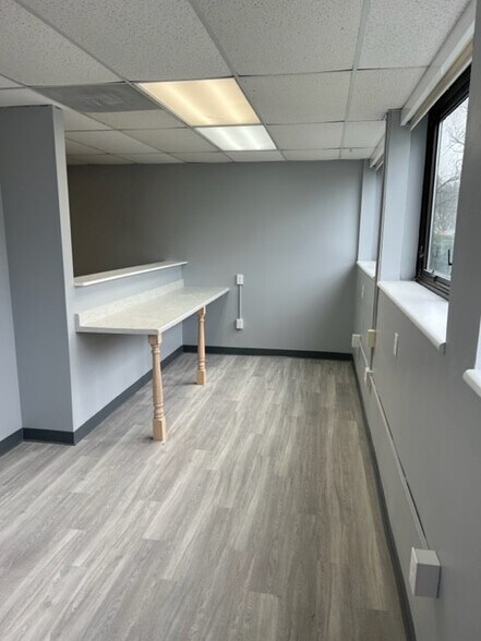 More Photos Of 17 White Horse Pike, Haddon Heights Medical For Sale