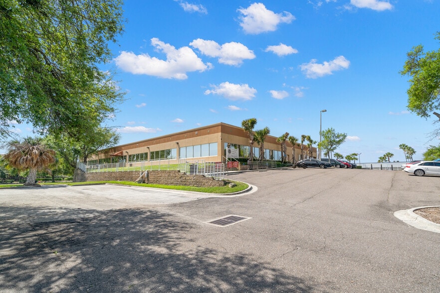 More Photos Of 5524 W Cypress St, Tampa Office For Sale