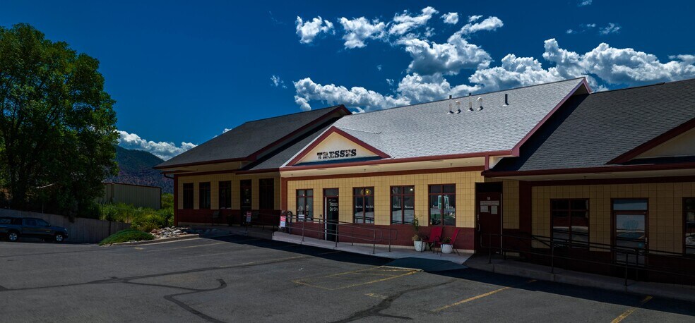 More Photos Of 2550 Highway 82, Glenwood Springs Showroom For Sale