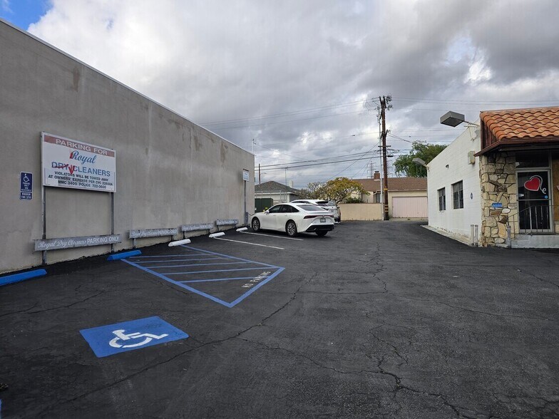 More Photos Of 2600 W Beverly Blvd, Montebello Freestanding For Lease