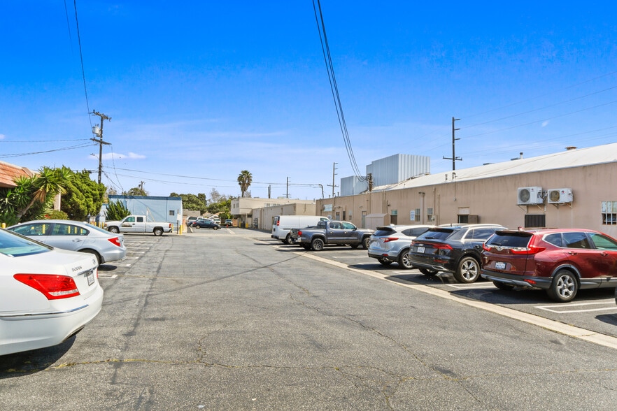 More Photos Of 2417-2431 190th St, Redondo Beach Storefront Retail Office For Lease
