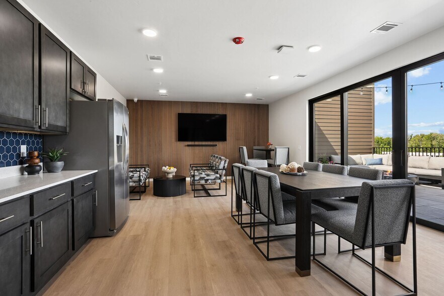 More Photos Of 582 Larsen Orchard Pky, Hobart Apartments For Lease